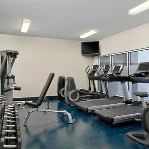 Hotel Four Points By Sheraton & West ***