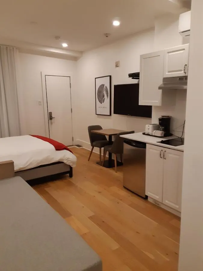 Hotel & Spa Carre Saint-Louis Montreal 3*,