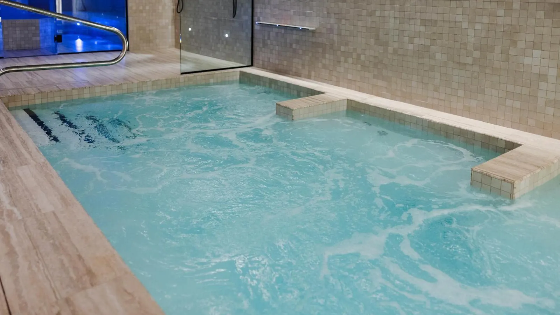 Inn Hotel & Spa Carre Saint-Louis Montreal