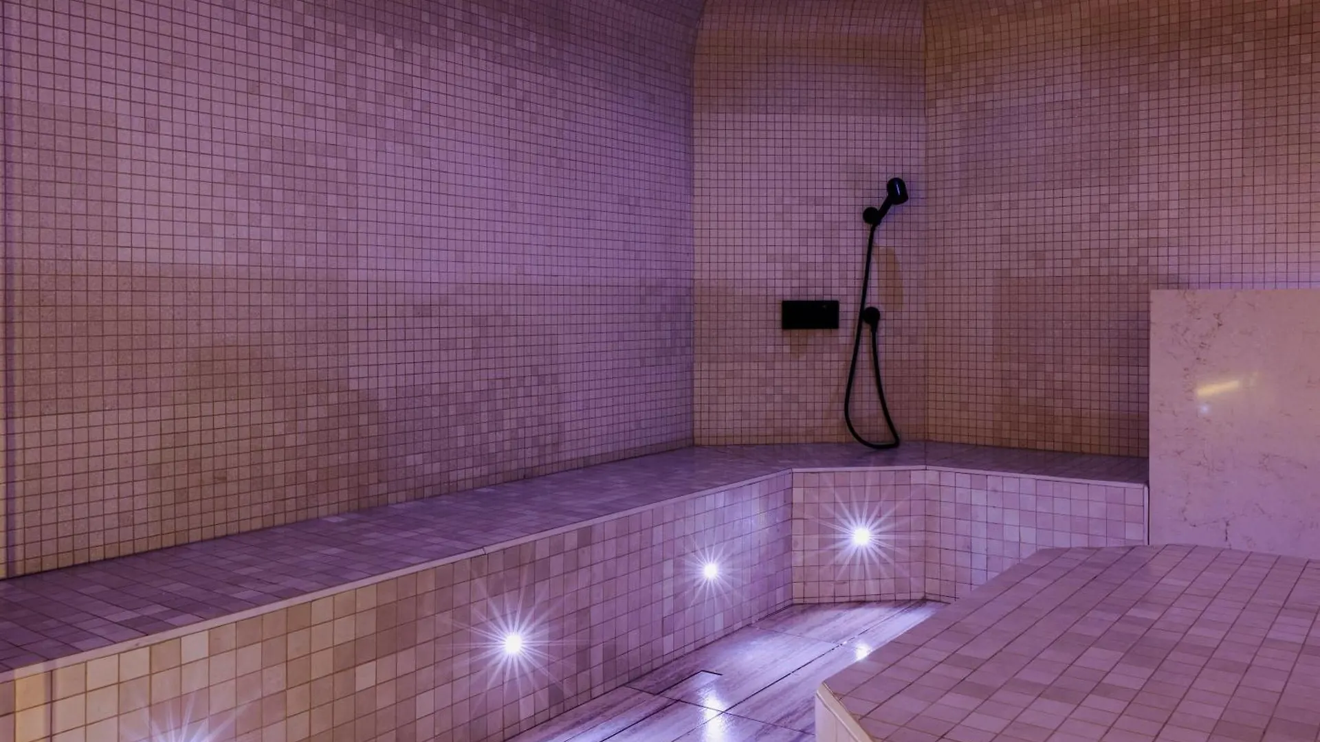 Hotel & Spa Carre Saint-Louis Montreal Canada
