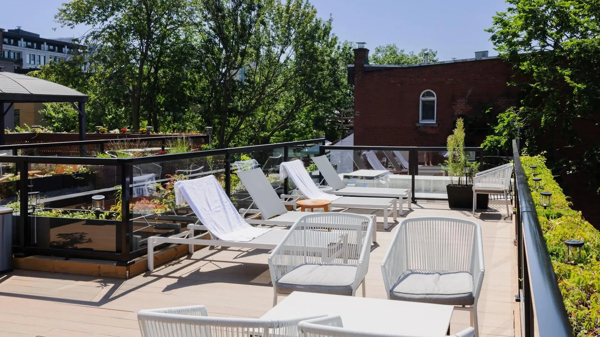 Hotel & Spa Carre Saint-Louis Montreal 3*,