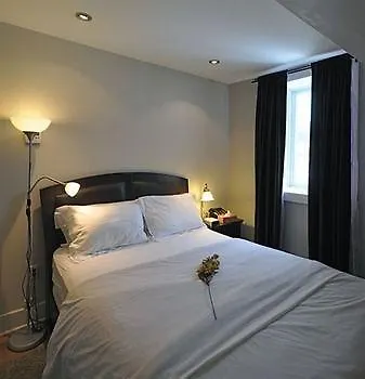 Hotel & Spa Carre Saint-Louis Montreal 3*,