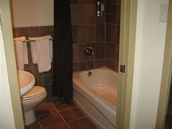 Hotel & Spa Carre Saint-Louis Montreal Inn